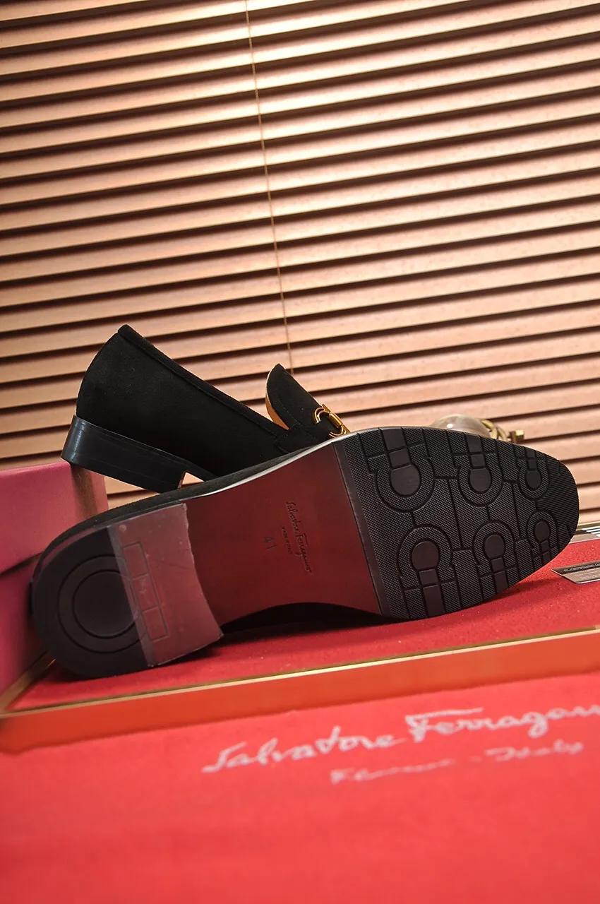 Men's shoes 💰500💶[Ferragamo/Ferragamo] The latest model in the counter. Original imported high-quality cowhide with open edges + imported 🐂 water-dyed cowhide lining + original luxury metal buckle + original combined outsole. Comparison without pressure 38--45 (45 is custom-made and cannot be returned or exchanged)